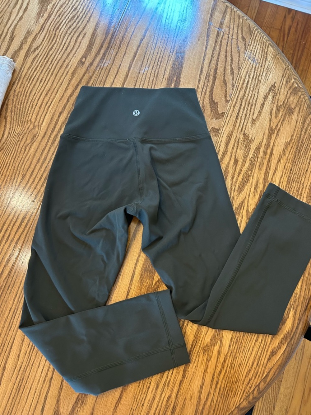 Lululemon High-Rise Align Cropped Leggings